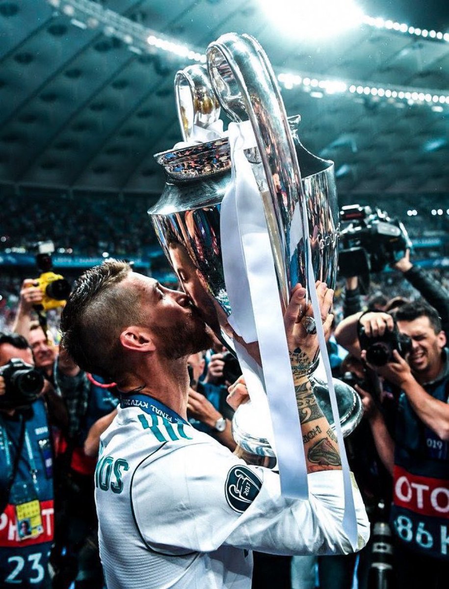مهما فعل فان دايك..
لن يصل لسقف المدافعين راموس