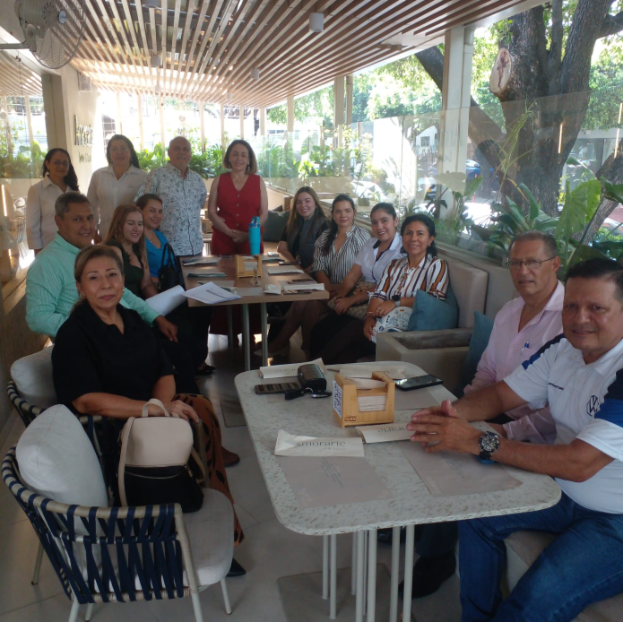 A ESTA HORA FENALCO SE REUNE CON LOS EMPRESARIOS DEL SECTOR AUTOMOTOR PARA ATENDER INQUIETUDES RELACIONADA CON EL DESARROLLO DE SUS NEGOCIOS.