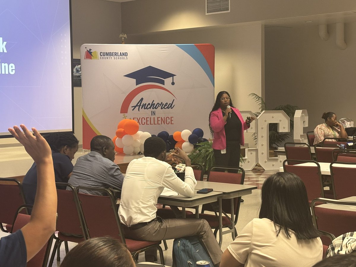 Thank you <a href="/iTeach_5/">Erica Caine</a> for leading the international teachers in a deep dive of the I/E block! <a href="/ccsteachers/">New2ccs</a> #AnchoredInExcellence #CumberlandCountySchools