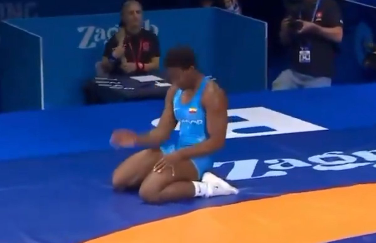 Tenemos campeona del mundo!
La luchadora ecuatoriana 🇪🇨 logró el título🥇 mundial, tras vencer a Medet Kyzy de Kirguistán en Zagreb.
#Lucha #GenesisReasco