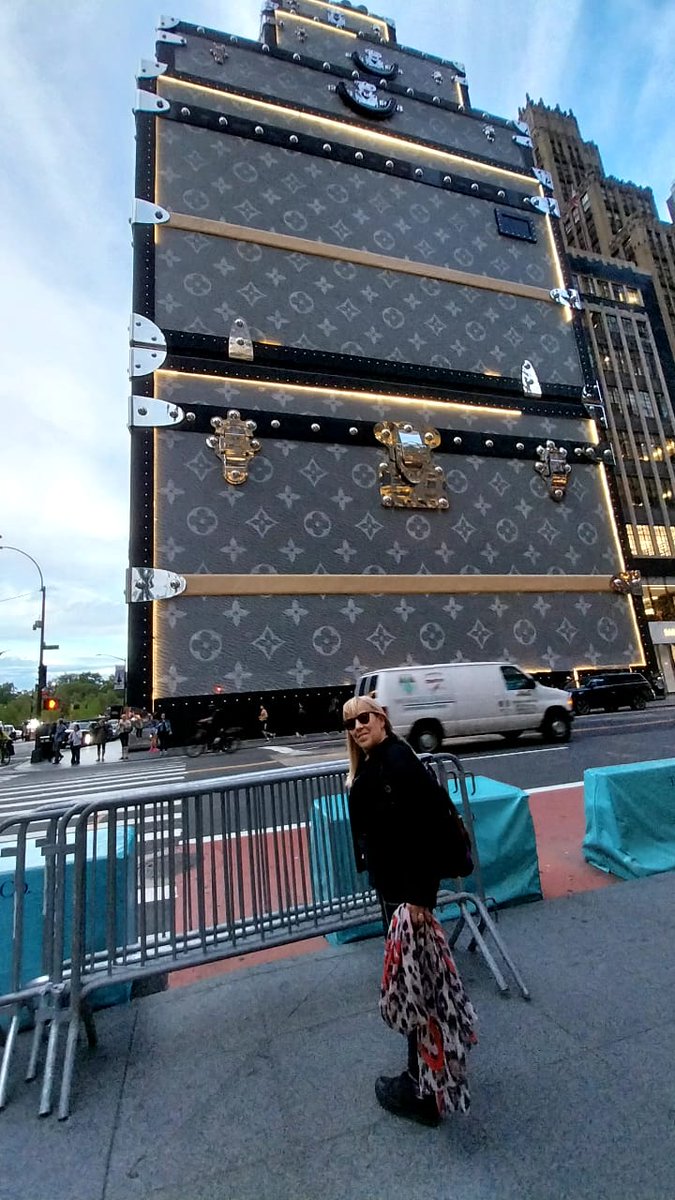 patrylescano's tweet image. La 5 Ave New York ❤️