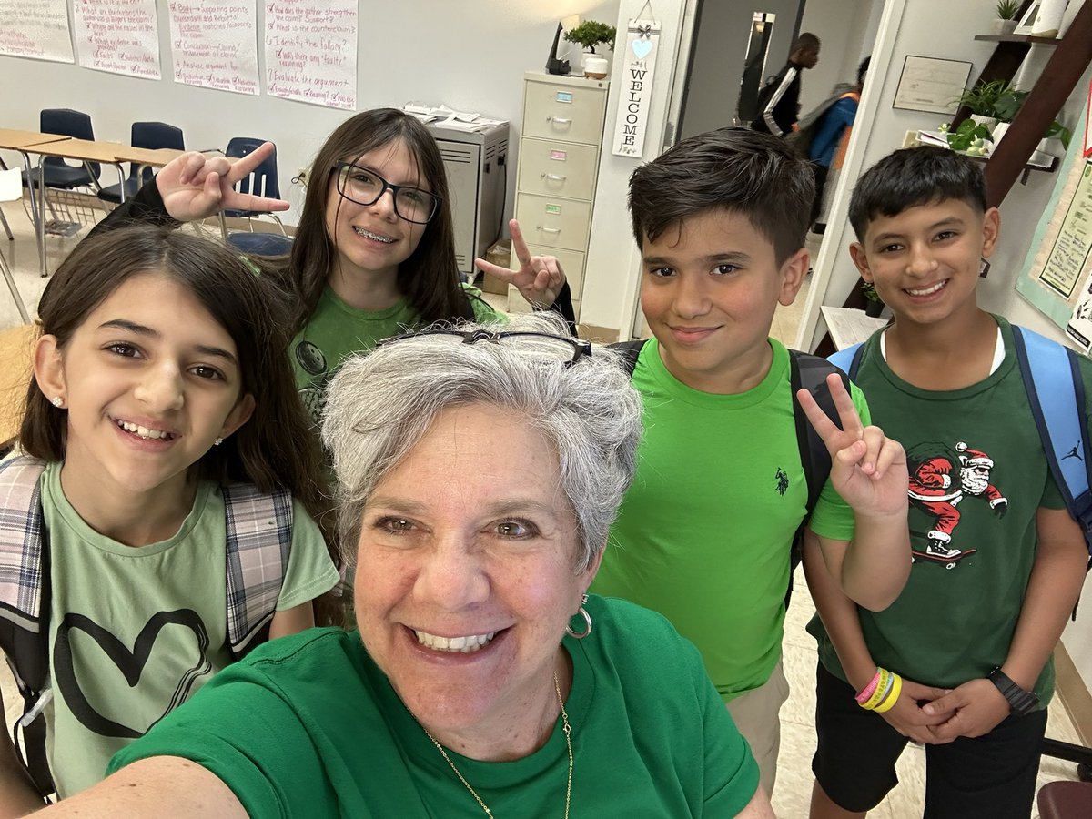 Lillian H tweet media