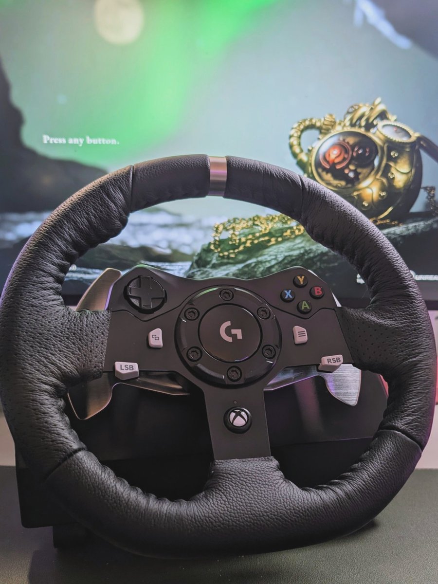 justlaurxn_'s tweet image. #AD Time to take it up a notch....or gear! ✨

@LogitechGUK have sent me over a G920 Steering Wheel for #LogitechGPlayDays where RIGHT NOW until the 27th of September you can get some incredible deals! 🍑

Check the link in my bio to take you right to the Logitech G website!!! ✨