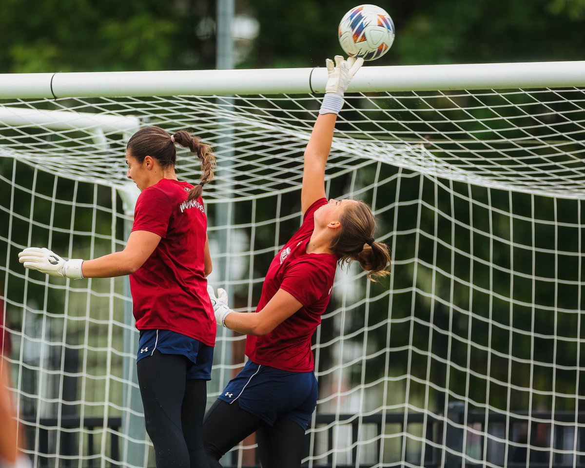 ODUWomensSoccer's tweet photo. Final Preparations for JMU 😤 https://t.co/b8HCh9raof