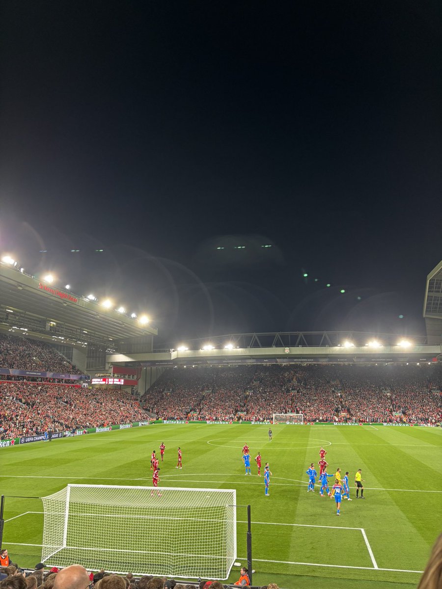 tomxvvz's tweet photo. Atleti (H) 🔴

It can’t go on like this can it… https://t.co/M6i70Co45y