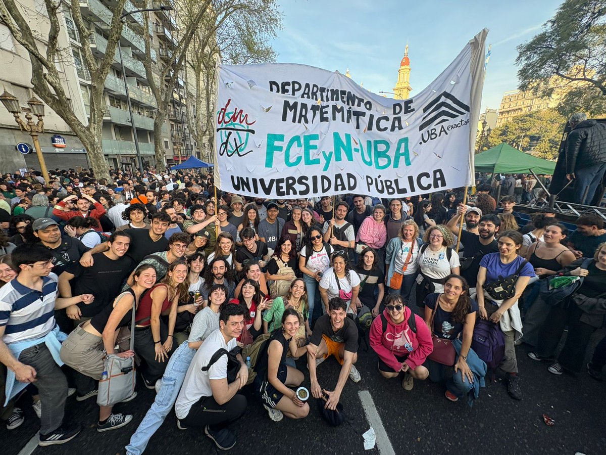 Depto de Matemática (FCEyN, UBA) tweet media
