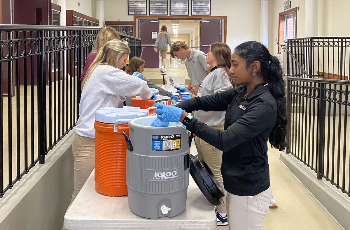 CaravelAcademy's tweet image. Don’t miss the Rita’s Water Ice sale tomorrow, September 18, 2025 which will benefit the Cross Country team!  We will have mango, cotton candy and Swedish fish flavors.  Cost is $3! 

#caravelacademy #caravelfamily #LearningWithAPurpose #caravelcrosscountry