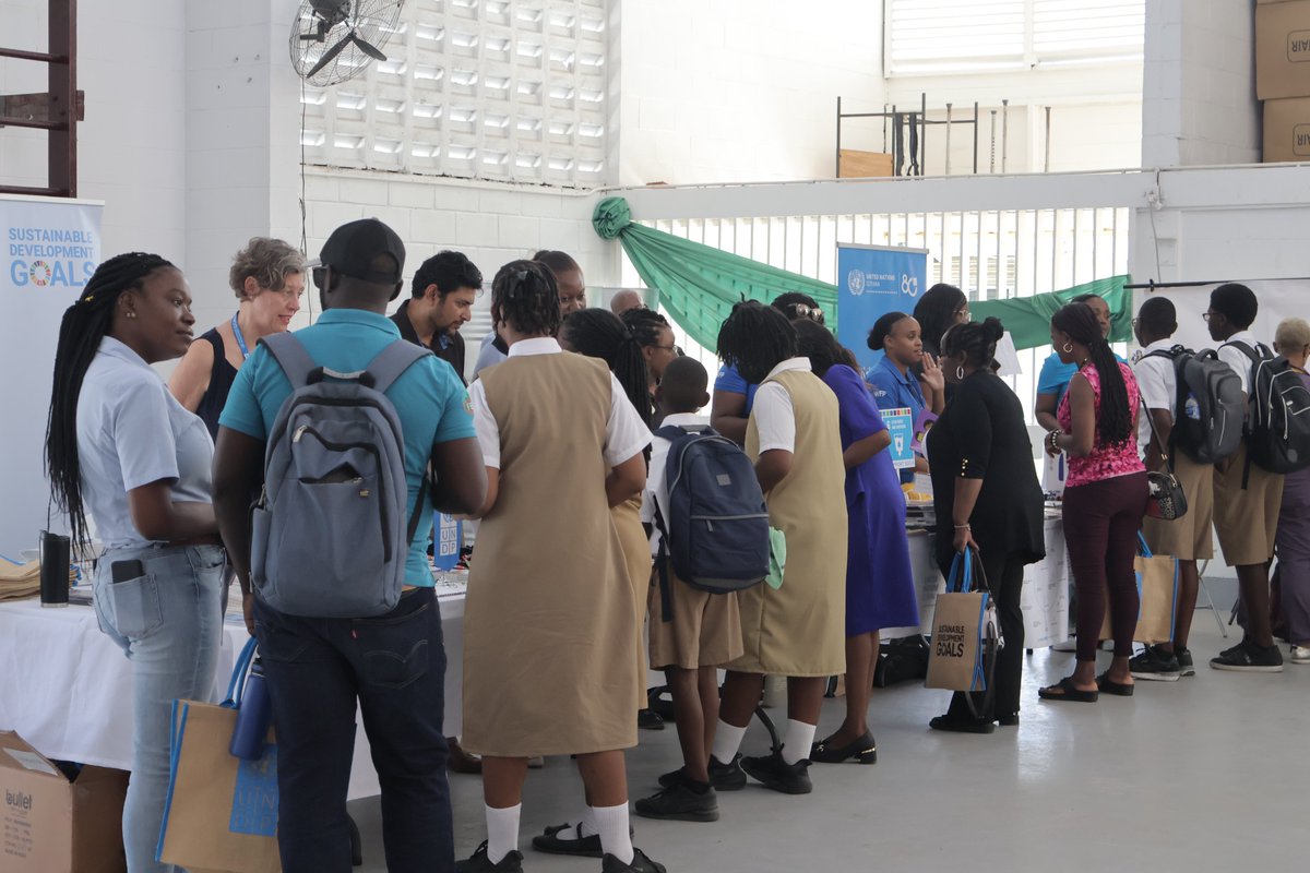 UNDPGuyana's tweet photo. At UNDP Guyana, titles don’t matter when it comes to inspiring the next generation. 🌍✨

Our RR, POMS, SGP Coordinator, UNVs & HR focal point teamed up with @UNICEFGUYSUR, @UNFPA, @WFP & @UNGuyana at North Ruimveldt Secondary’s Career Fair to show how work that works for the world starts with knowledge & inspiration. 💡

@KatyThompsonROL 
@sgpguyana 
@UNVolunteers 
@EducationGuyana 
#UNDPinAction #EducationMonth #YouthForSustainability