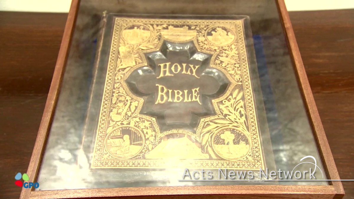 SuniaAkaveka's tweet image. Satan’s #1plan: get rid of this Book without burning it👇