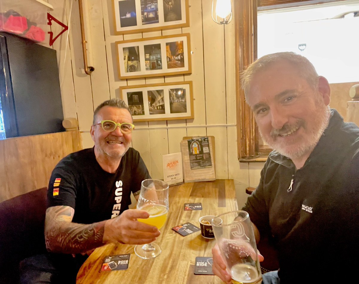ThePubChampion's tweet image. Of course I’ve done my bit to support the local #York #pubs too..!

Great to catch up with this legend, Paul from @rookandgaskill 🍻

#SupportPubs #SupportOurPubs