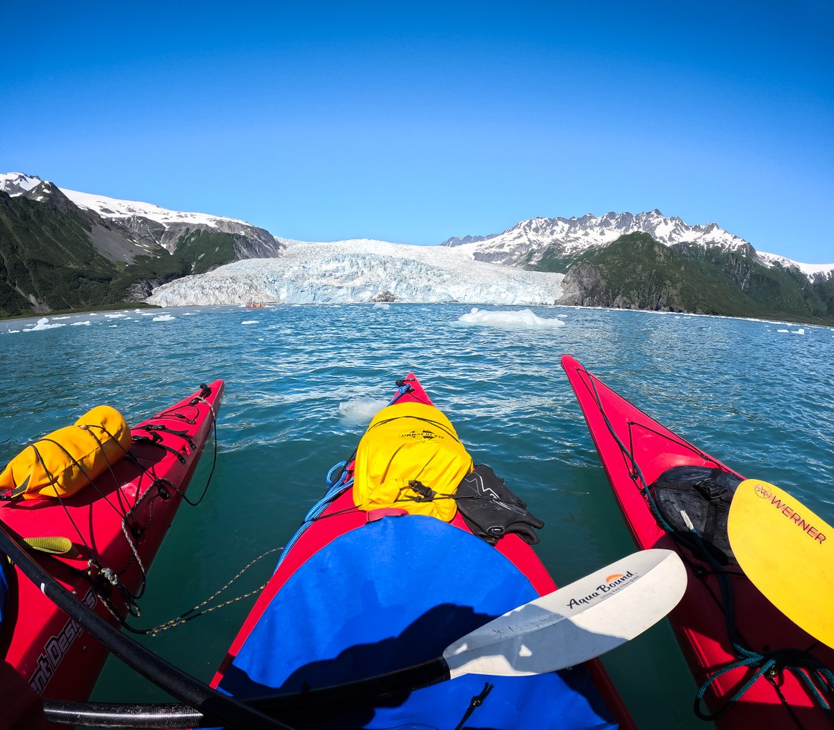 GoPro's tweet image. Photo of the Day: Off the grid 🧊 Nathan Dhunjisha&apos;s glacial POV earned him a $100 GoPro Award.

#GoPro #GoProAwards #Alaska #Glacier #Kayak