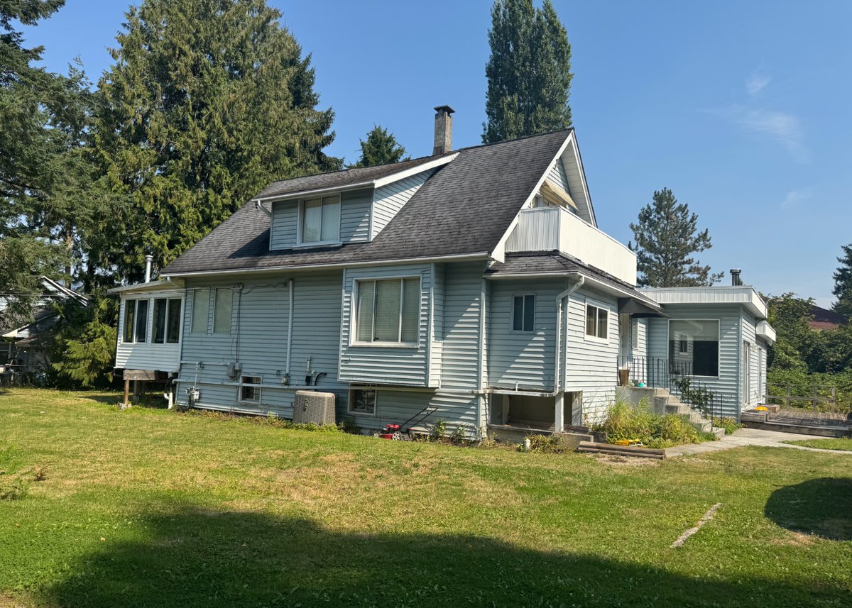 BrooksideRealty's tweet photo. For Sale
🏡 Exciting opportunity in West Maple Ridge! 🌳 This development property has rezoning potential for townhomes, currently has 2 homes rented out. Don't miss out on this investment opportunity! #WestMapleRidge #DevelopmentProperty #Townhomes #InvestmentOpportunity 🏘️🔑 https://t.co/XnhfTPDqwS