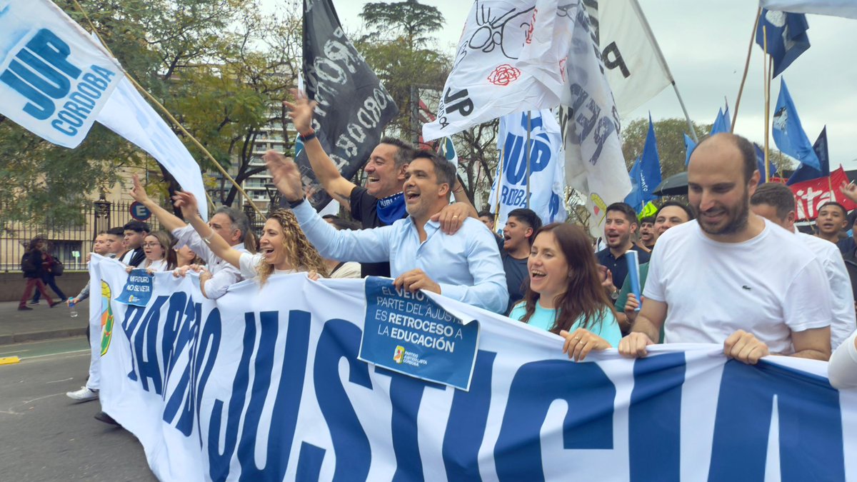 SIEMPRE EN DEFENSA DE LA EDUCACIÓN PÚBLICA Y DE CALIDAD ✌🏽

Celebramos que el Congreso haya insistido con sanción definitiva a la Ley de #FinanciamientoUniversitario.

Compañeros de toda la provincia, estuvimos presentes en la Marcha Federal por la Universidad Pública.