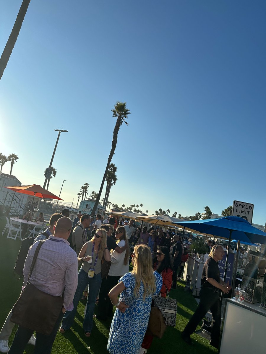 Highlights from RetailClub! Shoutout to Mike Micucci &amp; Laurence Nixon for representing fabric in Huntington Beach 🌊

Lots of exciting convos and great insights - thank you to everyone who chatted with the fabric team!

Learn about fabric's Product Agent: fabric.inc/product-agent