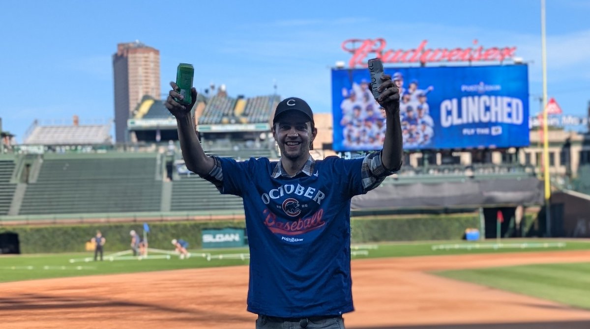 GO CUBS GO 4EVA OCTOBER HATES TO SEE US COMING RAHHHHH