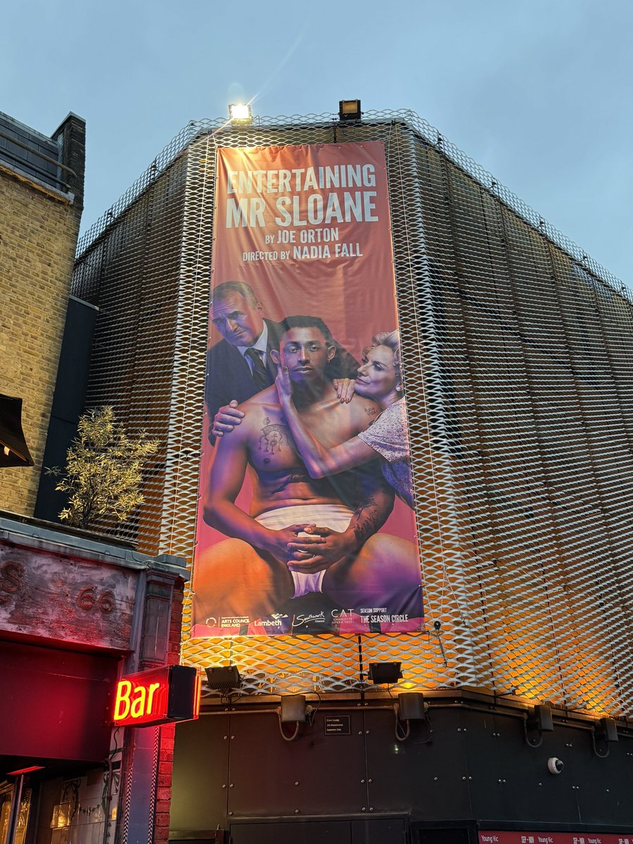 Cinema &amp; theatrical cult classic #EntertainingMrSloane <a href="/youngvictheatre/">Young Vic</a> Four strange characters, dark comedy &amp; absurdist humour Every sentence has a multitude of meanings Crazy &amp; reclusive living in denial delusions because they long for the opportunities they lost
Superb cast!