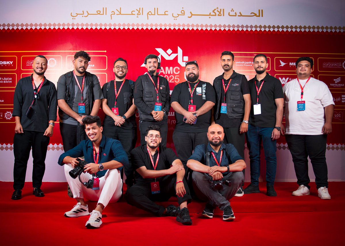 ختاماً للمؤتمر السنوي الأول للإعلام العربي ، 📸 بتغطية الحدث بكل احترافية ، شكراً خاص لفريق العمل الجبّار ❤️
 • إدارة فريق التصوير الميداني الخاص بالسوشيال ميديا.
 • إنتاج محتوى بصري متنوع: فيديوهات قصيرة، ستوري، صور توثيقية، مقابلات سريعة.

• مسؤول الفريق 🫡 :
- زكريا الكردي