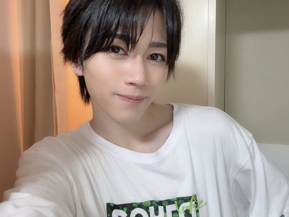 おはよー
今日は #本家白川けいちゃんの日 です🐔

由来は
岐阜県飛騨・奥美濃地方の郷土料理
けいちゃん【け(9)い(1)ちゃ(8)ん】の
語呂合わせからだそう💭

けいちゃん大好き！
岐阜に川遊び行った時は
帰りによく食べさせてもらったなあ😌

今日も一緒にがんばろー!

 #いおりの今日は何の日