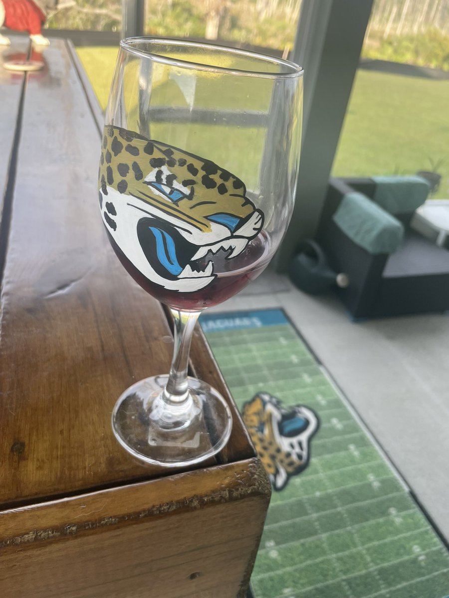 LilOther's tweet image. Wine Down Wednesday #DUUUVAL