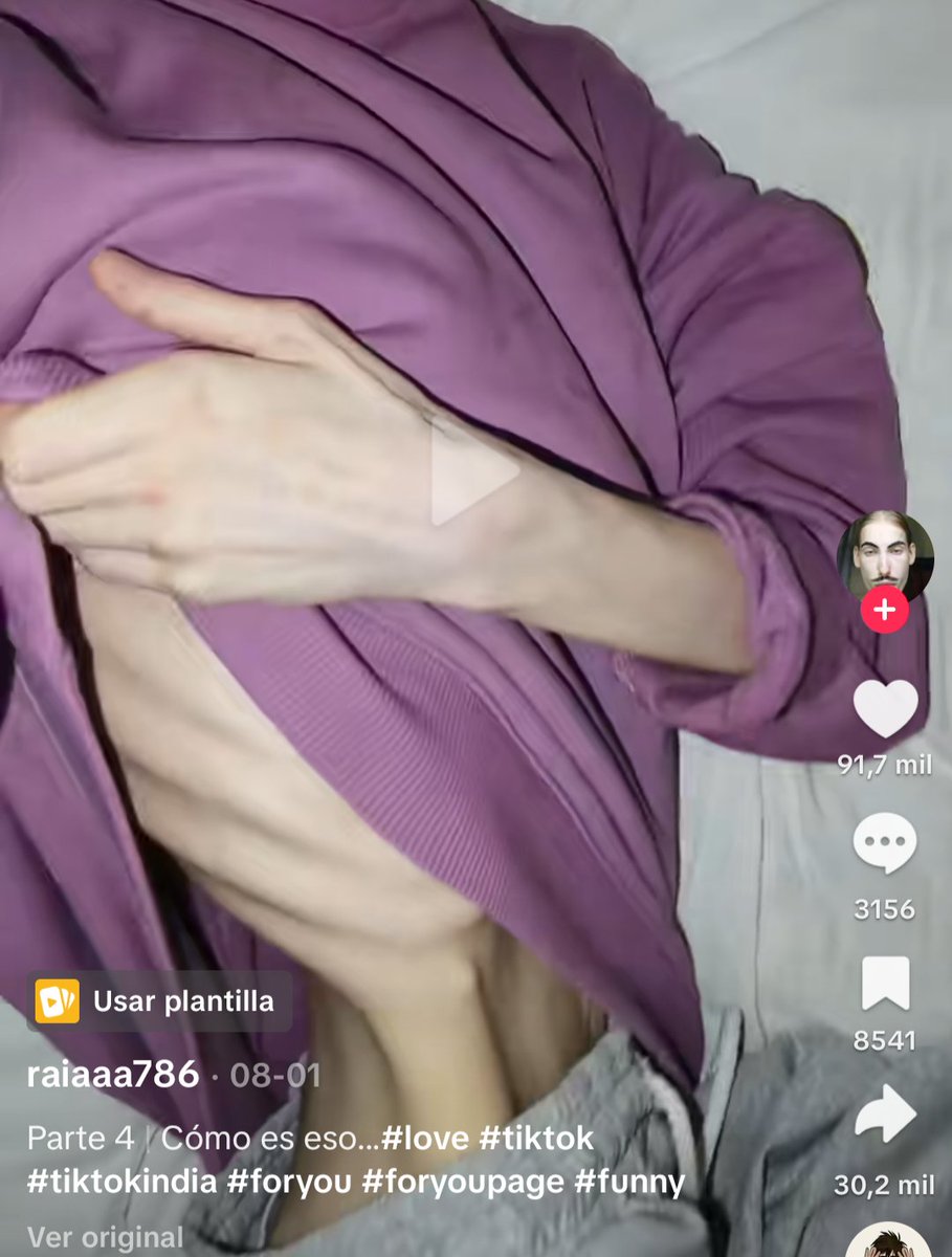 Estaba viendo tiktok y me encontré con el inspo de mi vida ¿Qué probabilidad hay de que ella esté en ed?
#edtwt