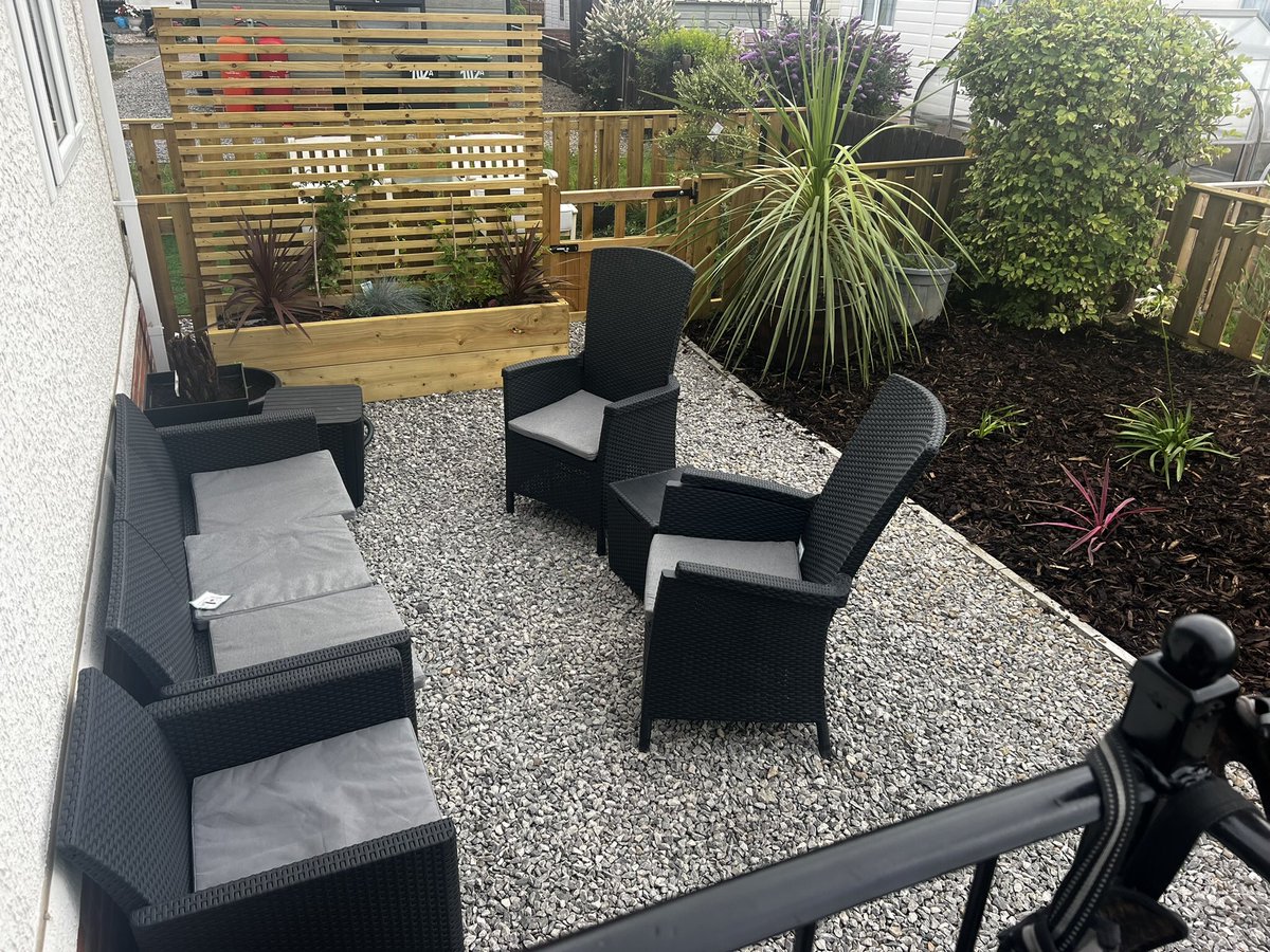 bobmcguire8's tweet image. We got home sick … love Wales had a fantastic time in New Quay, the weather was not being kind to us in Porthmadog so we packed up and came home #coswecan got greeted by neighbours as soon as they saw us had a good natter love our #Parklife home #Retirementlife