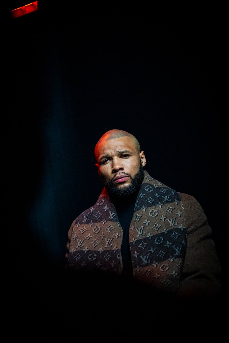 ChrisEubankJr's tweet image. And so it begins #EubankBenn2