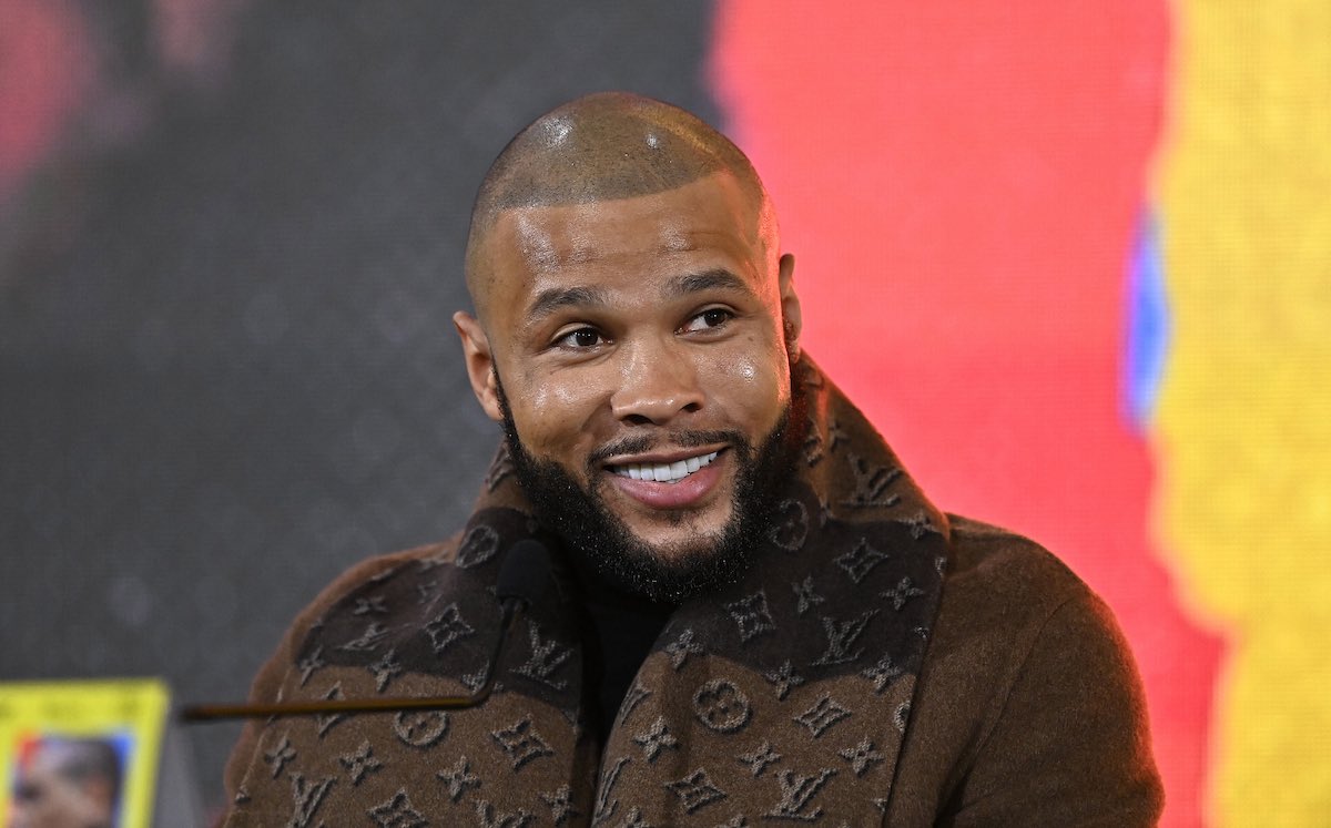 ChrisEubankJr's tweet image. And so it begins #EubankBenn2