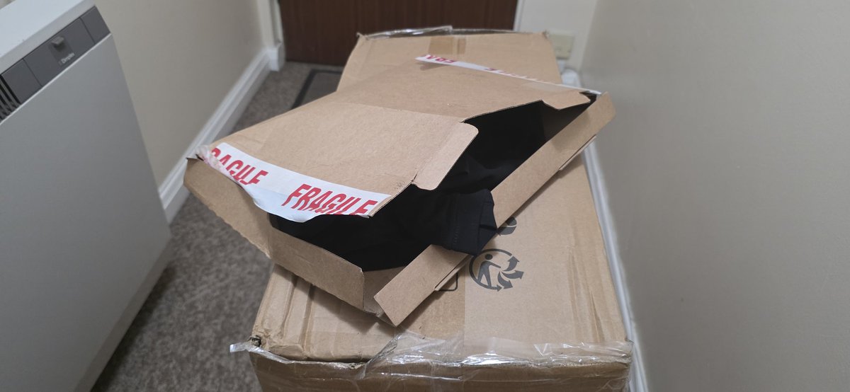 Another careful delivery from <a href="/Evri_org/">Evri Support Team Org</a>