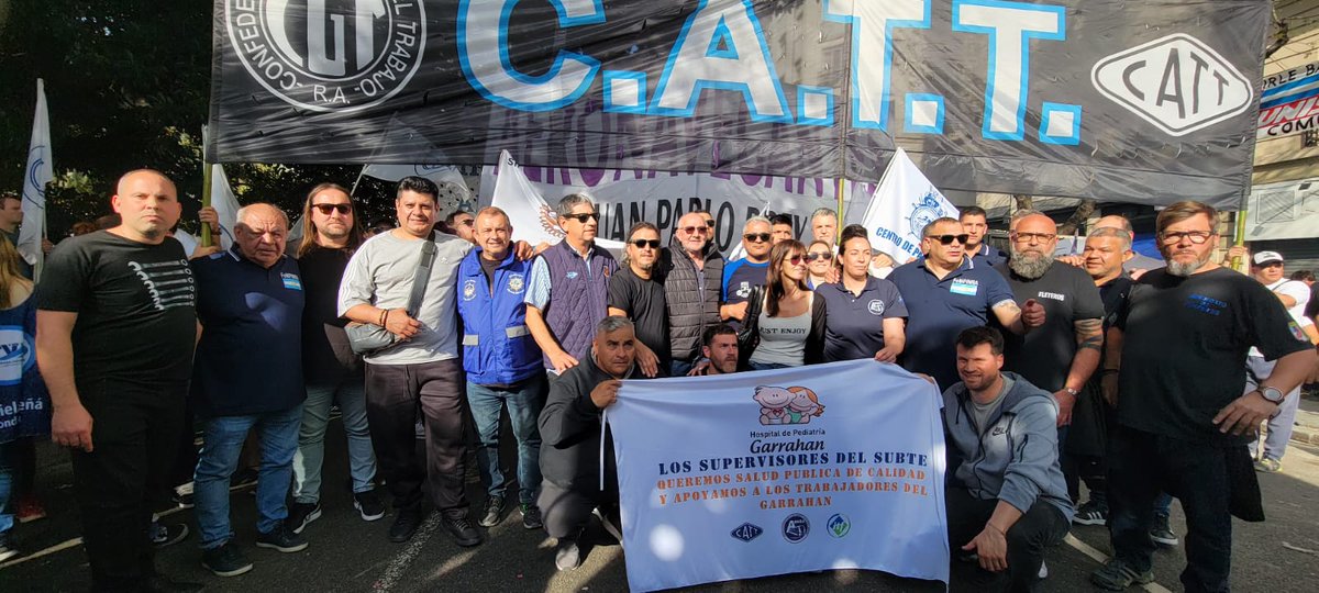 #FeMPINRATVOFICIAL La FeMPINRA estuvo presente en la Plaza del Congreso a la espera de la votación de la Cámara de Diputados sobre los vetos de Javier Milei al Financiamiento de las Universidades Publicas y a la Ley de emergencia pediátrica.