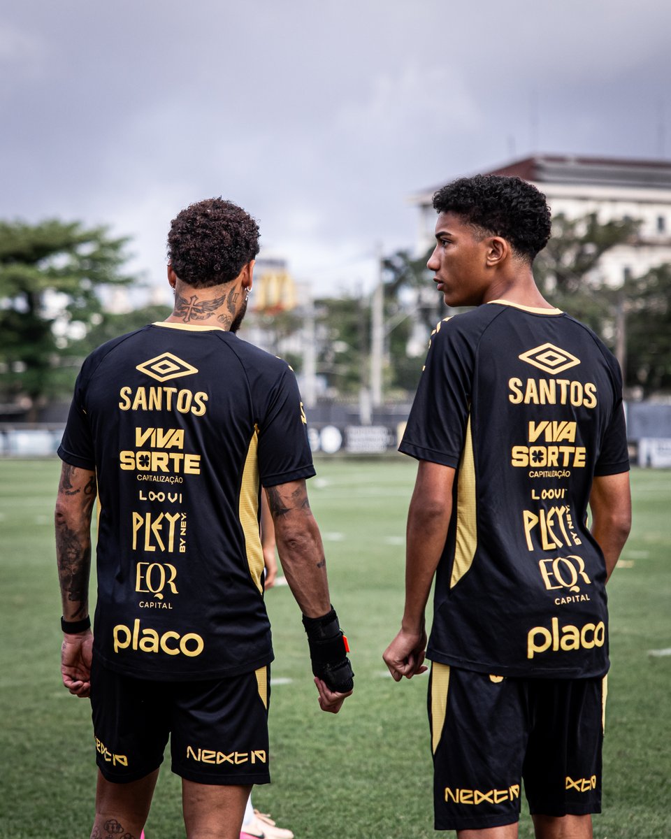 SantosFC's tweet photo. 🐳⚪️⚫️ https://t.co/xexZoNYbas