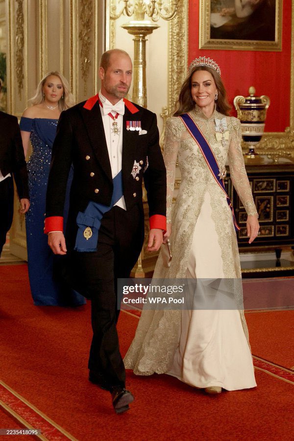 mingnyusa's tweet photo. The beautiful Princess Catherine looks quite healthy. https://t.co/Z0m84K29wF