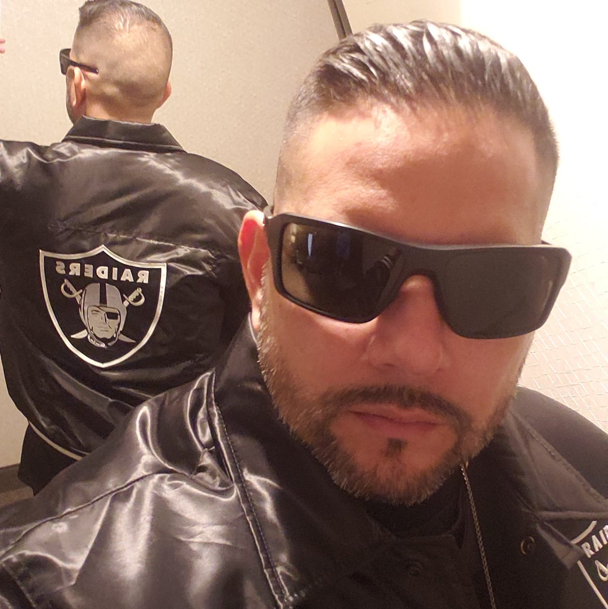 Michaelrgtwo's tweet image. #NewProfilePic