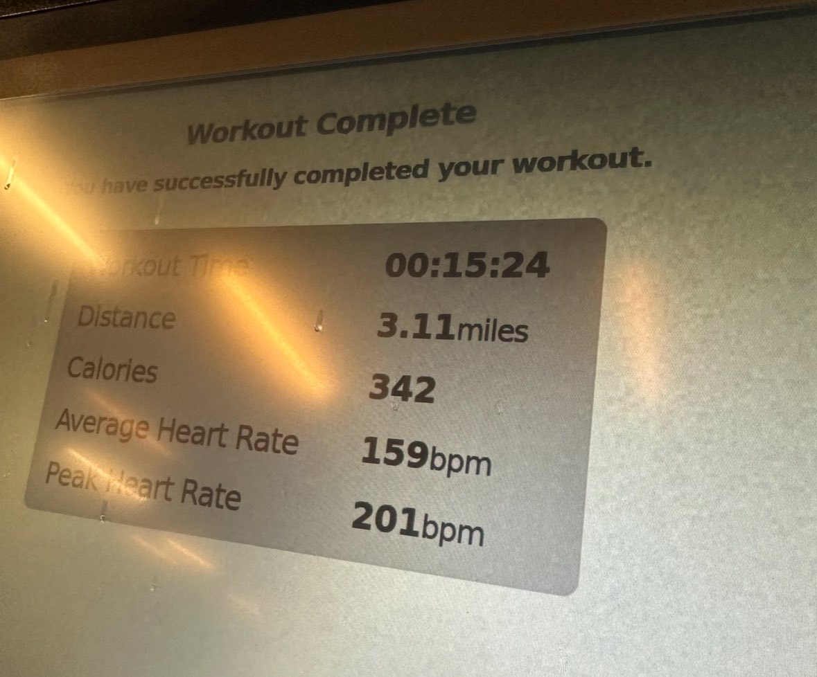 ⁵⁄₉ tweet media