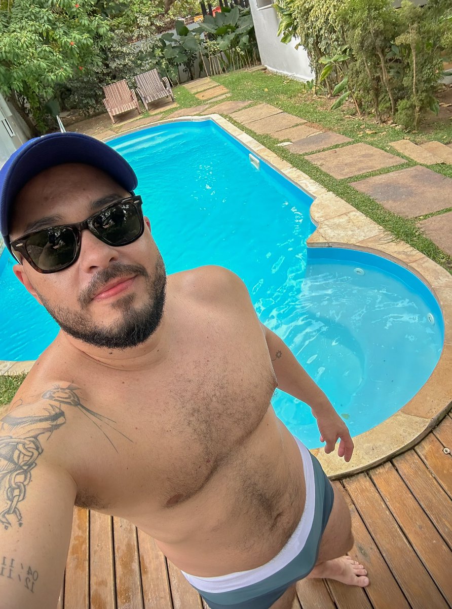 PVbarroso's tweet photo. Queria uma piscininha https://t.co/Fa9cq8Pn1w