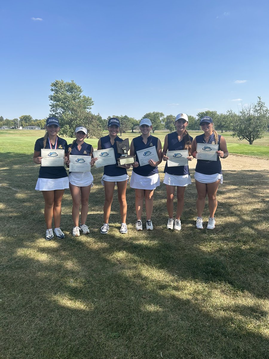 GirlsGolfAHS's tweet photo. The #Ladybluestreaks shot a 342 for 1st place in the NWOAL tournament. The 342 is a new 🚨School Record🚨 for 18 holes!! 5 NWOAL team titles in a row!! 💪🏼⛳️#Streakpride https://t.co/T7xm391V5u