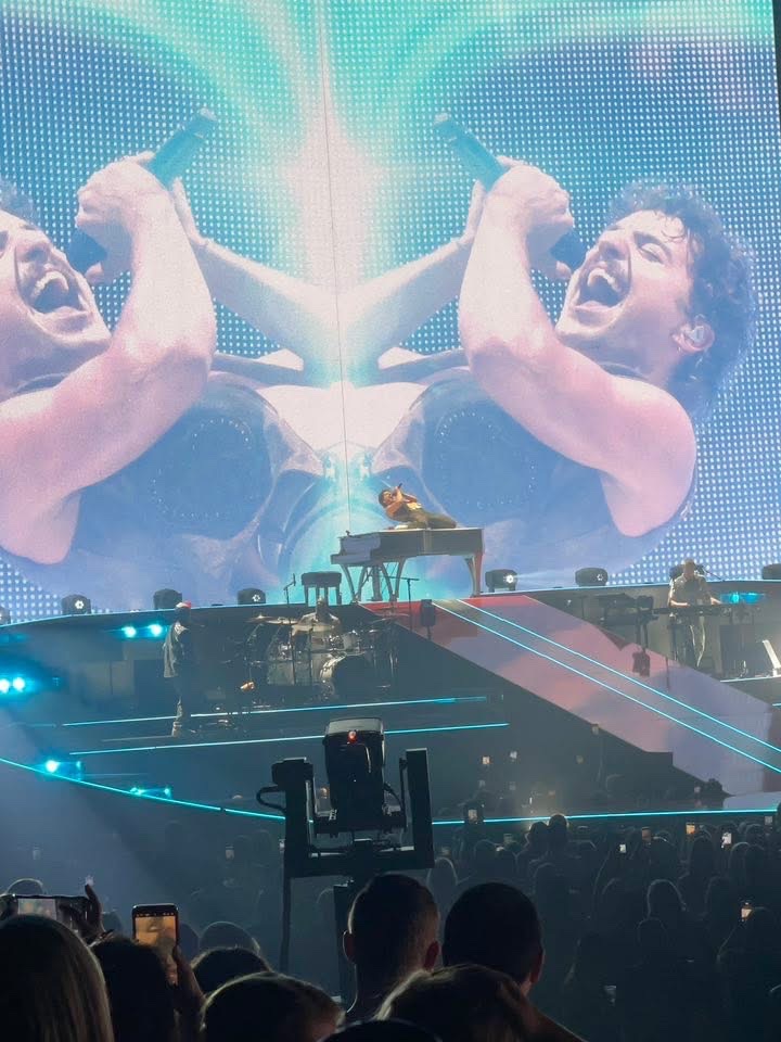 Dorian & The Gucci tweet media