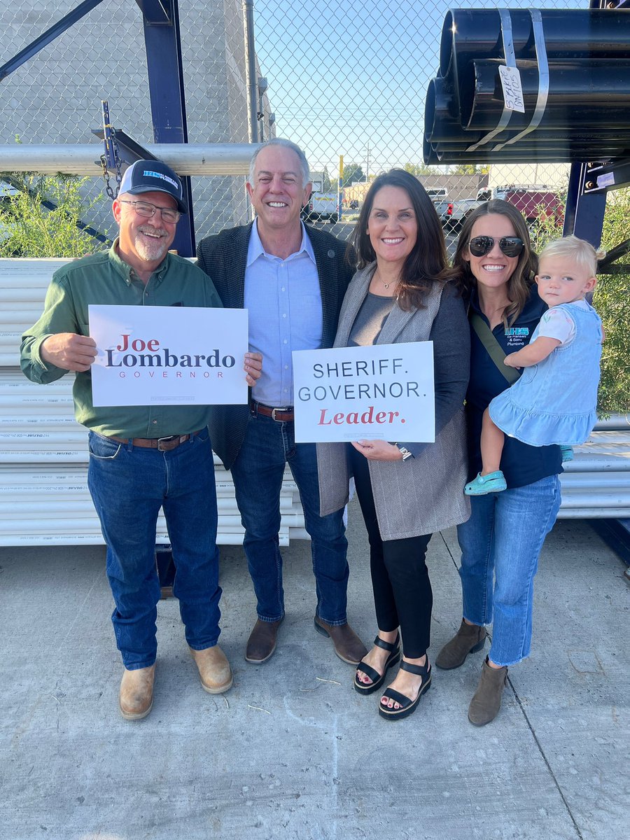 Great to be at Gov Lombardo's campaign launch at Western Nevada Supply Co. in Sparks!

Gov <a href="/JoeLombardoNV/">Joe Lombardo</a> continues to be a champion for education and school choice. Thanks to his open school zoning+transportation, families trapped in underperforming districts now have options.