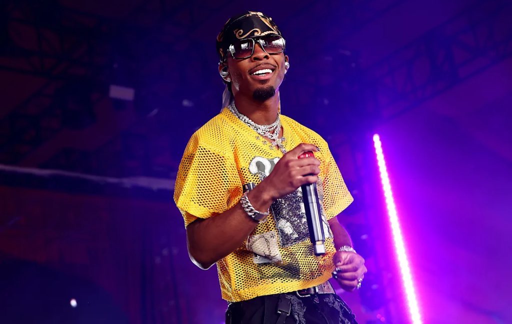 FearBuck tweet media