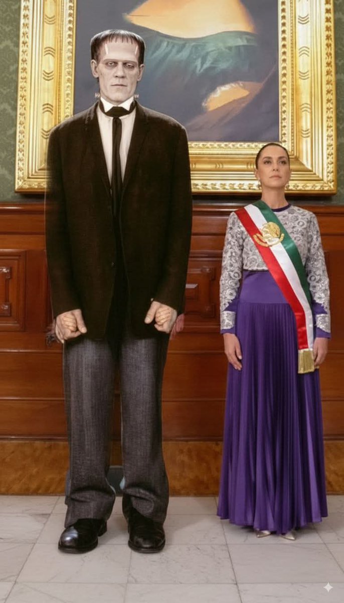 Cualquier parecido con la realidad, es mera coincidencia #15DeDeSeptiembre #GritoDeIndependencia #GritoHistoricoPresidenta #VivaMéxico