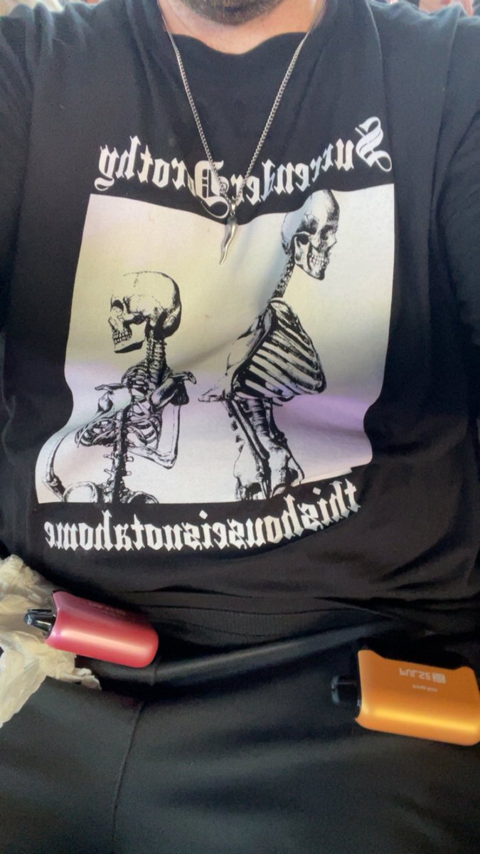 tokenknee's tweet image. A new contender enters the ring ‼️
#DontTryIt
#HigherHired
#SESH 
#greyday2025 🤫🤐