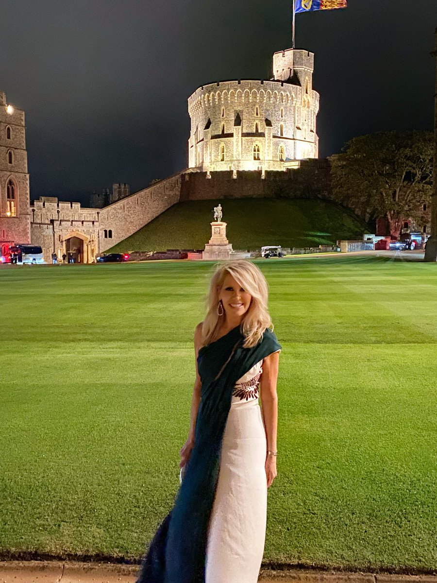 MonicaCrowley's tweet image. Magnificent State Dinner in honor of President Trump and the First Lady hosted by Their Majesties King Charles III and Queen Camilla at Windsor Castle

An absolutely perfect evening 🇺🇸🇬🇧