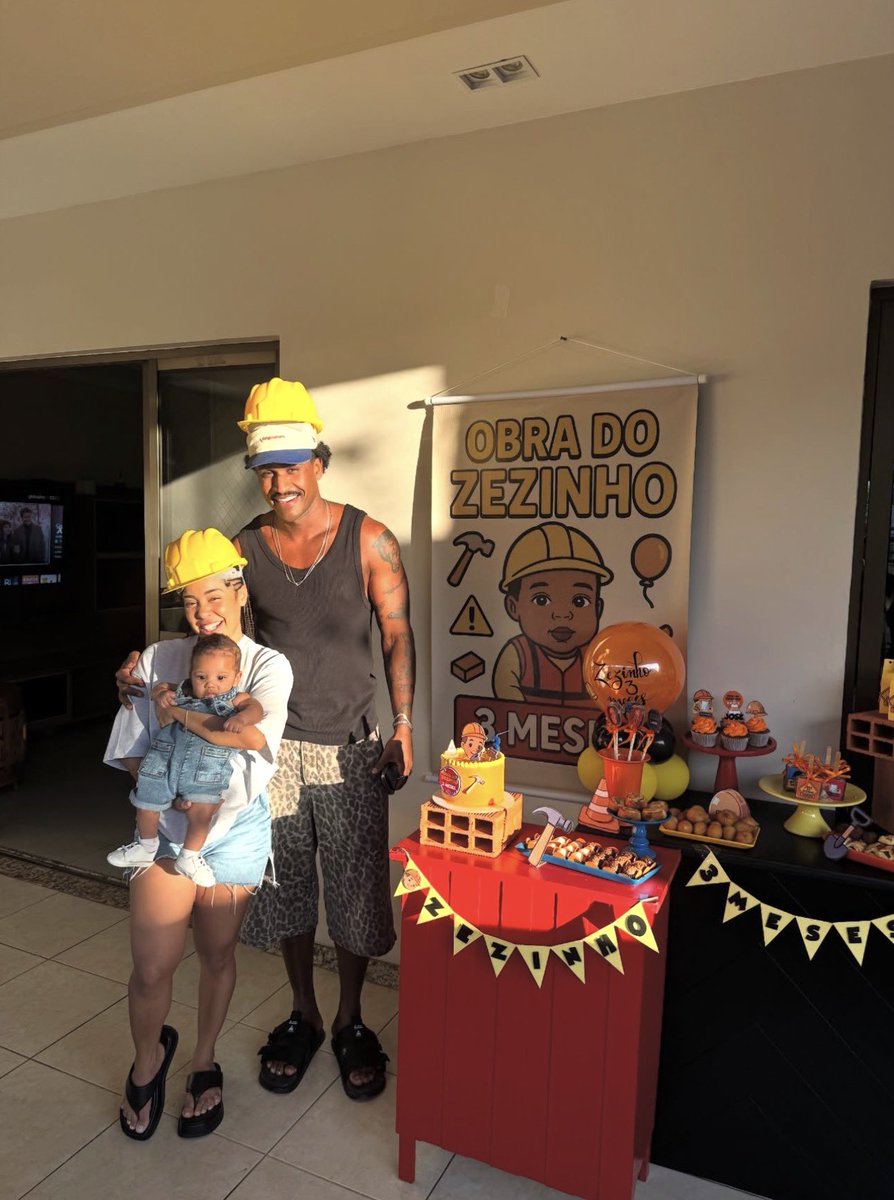 lorerufis's tweet image. Três meses da minha bolinha 🥹