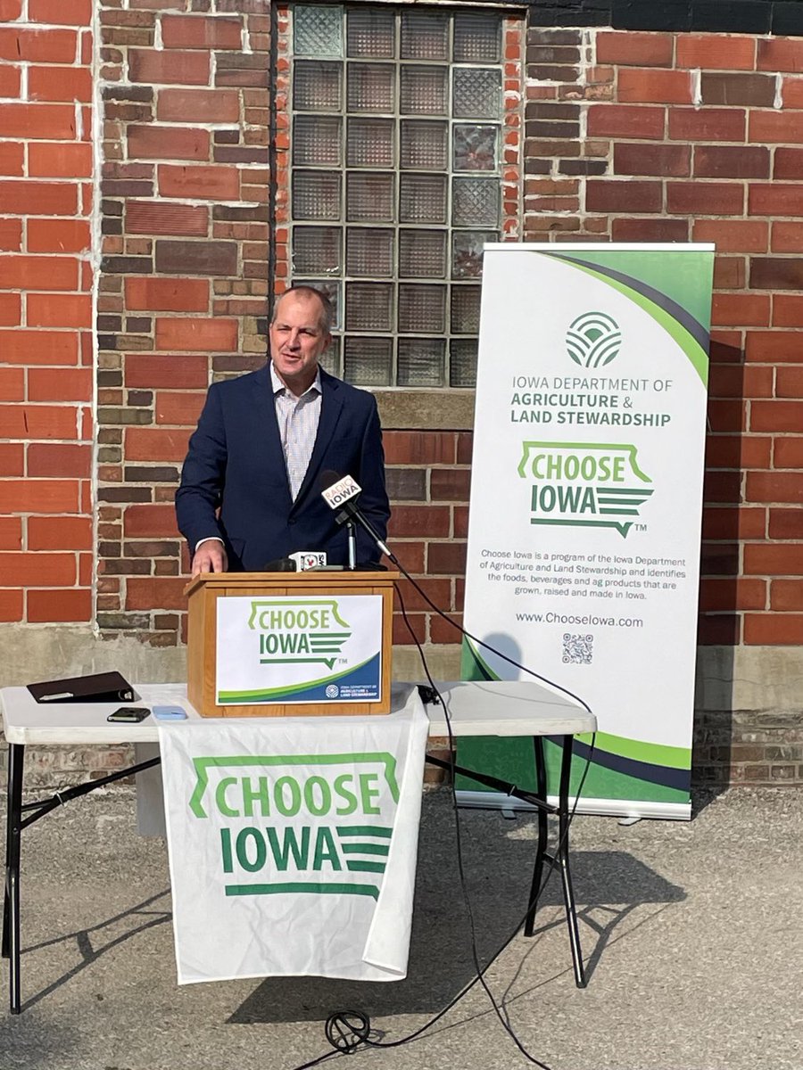 Mike Naig tweet media