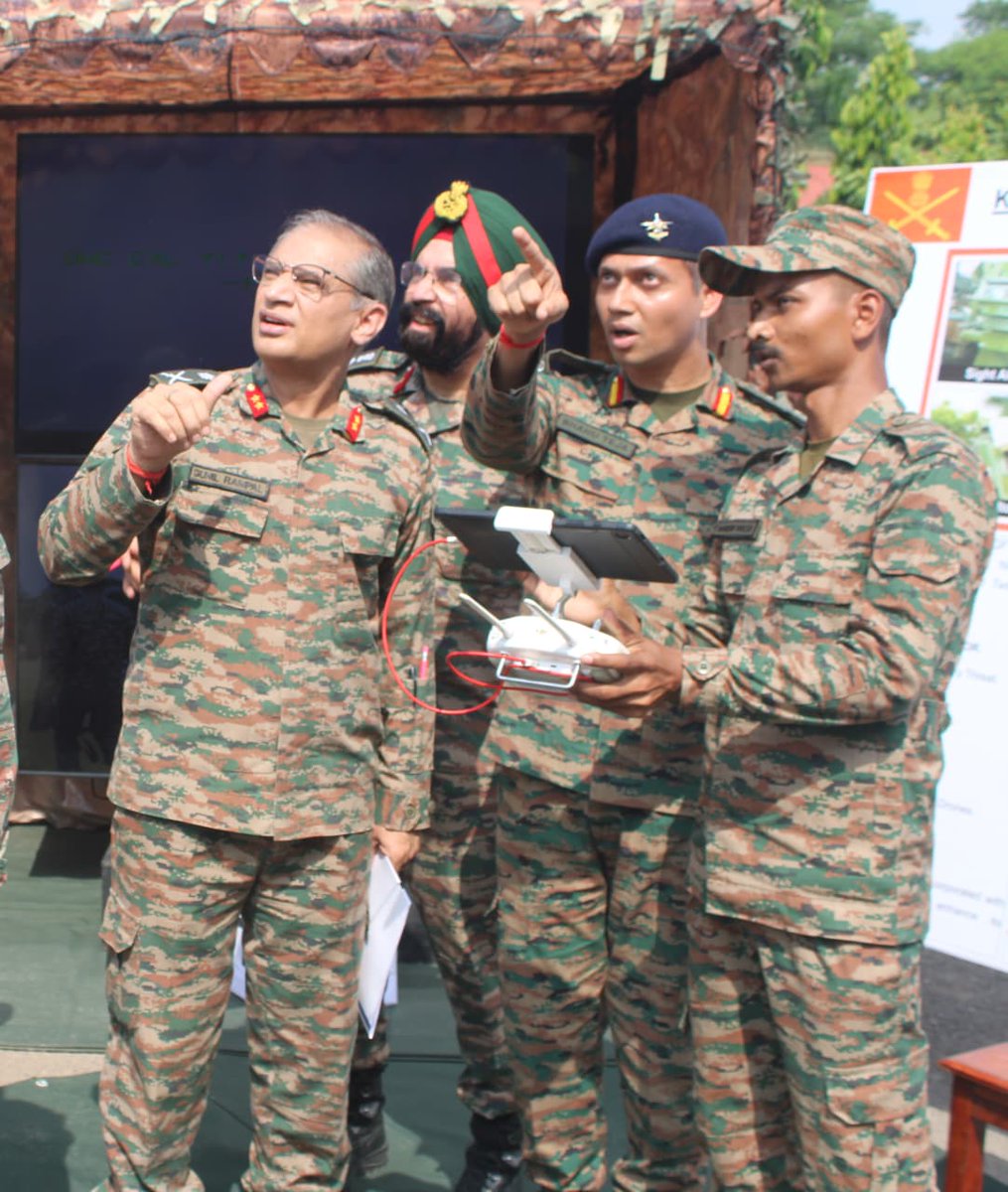 westerncomd_IA's tweet image. #OnPathToTransformation 

Creativity and innovation were at full display during interaction organised at Ambala Cantt.
 Prototypes of indigenous solutions to evolving battlefield challenges &amp;amp; to improve operational efficiency were evaluated for their efficacy.

#KhargaCorps…