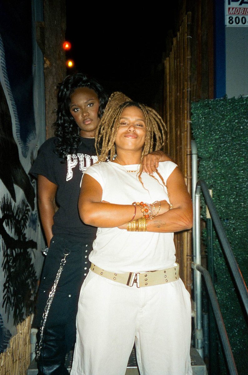 CHLOTHEGOD tweet media