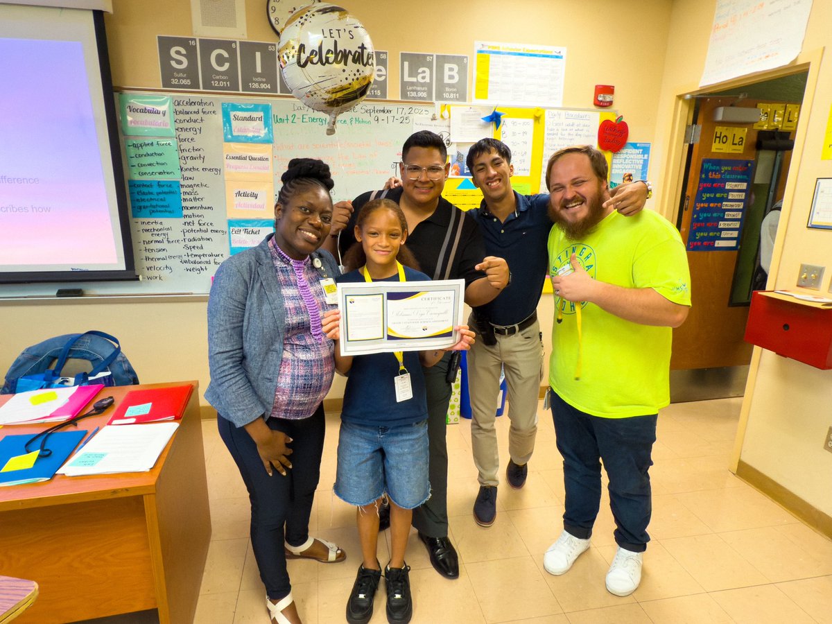 kjmartinez__'s tweet photo. SCIENCE STAR SPOTLIGHT π
6th grade is celebrating BIG! Iβm beyond proud to congratulate Meliannis Vega Carasquillo for earning a β¨perfect scoreβ¨ on the 5th-grade Statewide Science Assessment. ππ½π¬π #StingrayPride @palmspringsms https://t.co/UMk3Ny5KlG