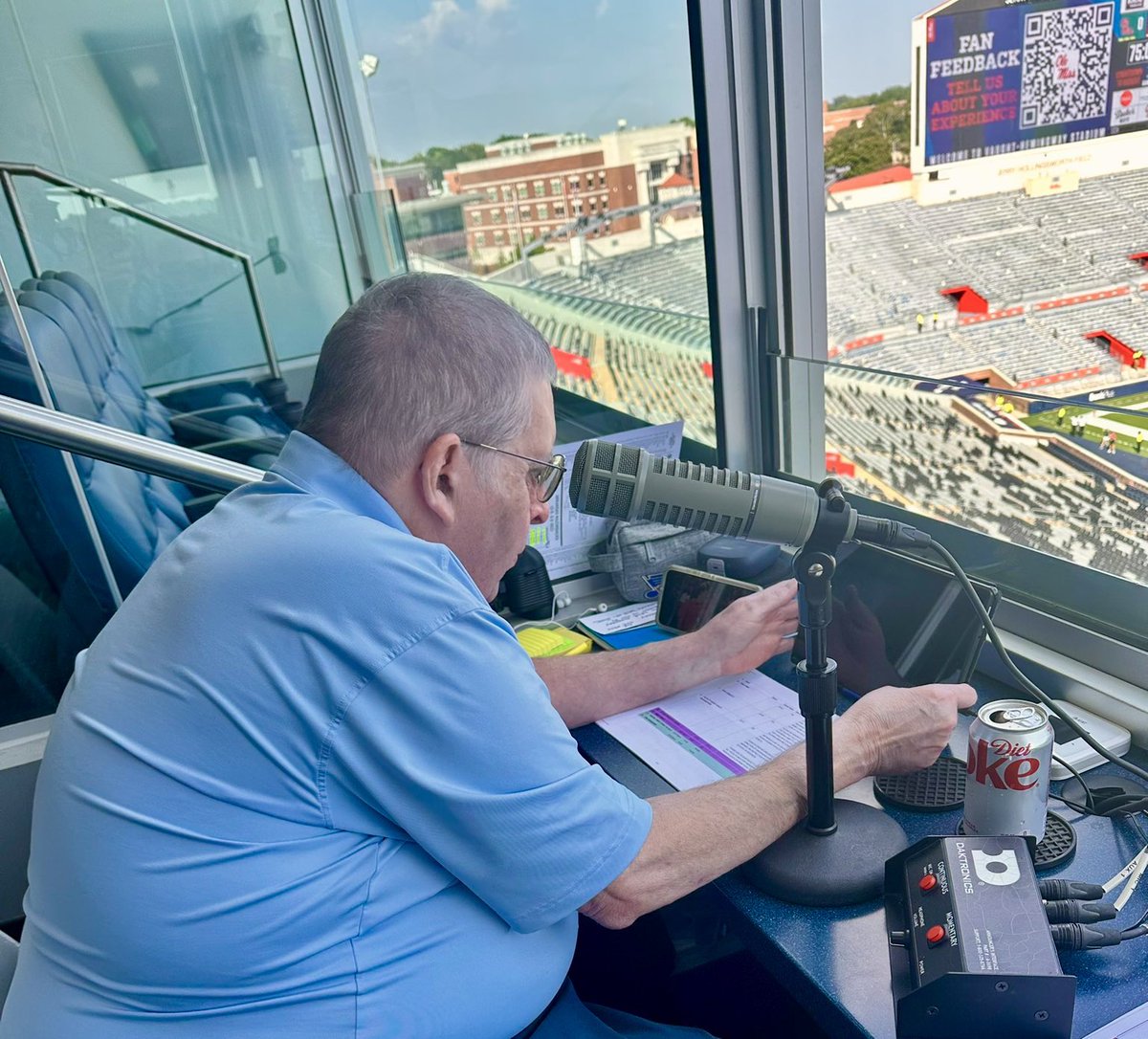 "First Down, Ole Miss!" For 27 years, one voice has echoed through Vaught-Hemingway. 🎙️ Glen Waddle isn’t just an announcer — he’s part of Rebel tradition. 🏈 🔴🔵 

<a href="/DonnaSprabery/">donnasprabery</a> has more here: ⤵️ therebelwalk.com/2025/09/first-…