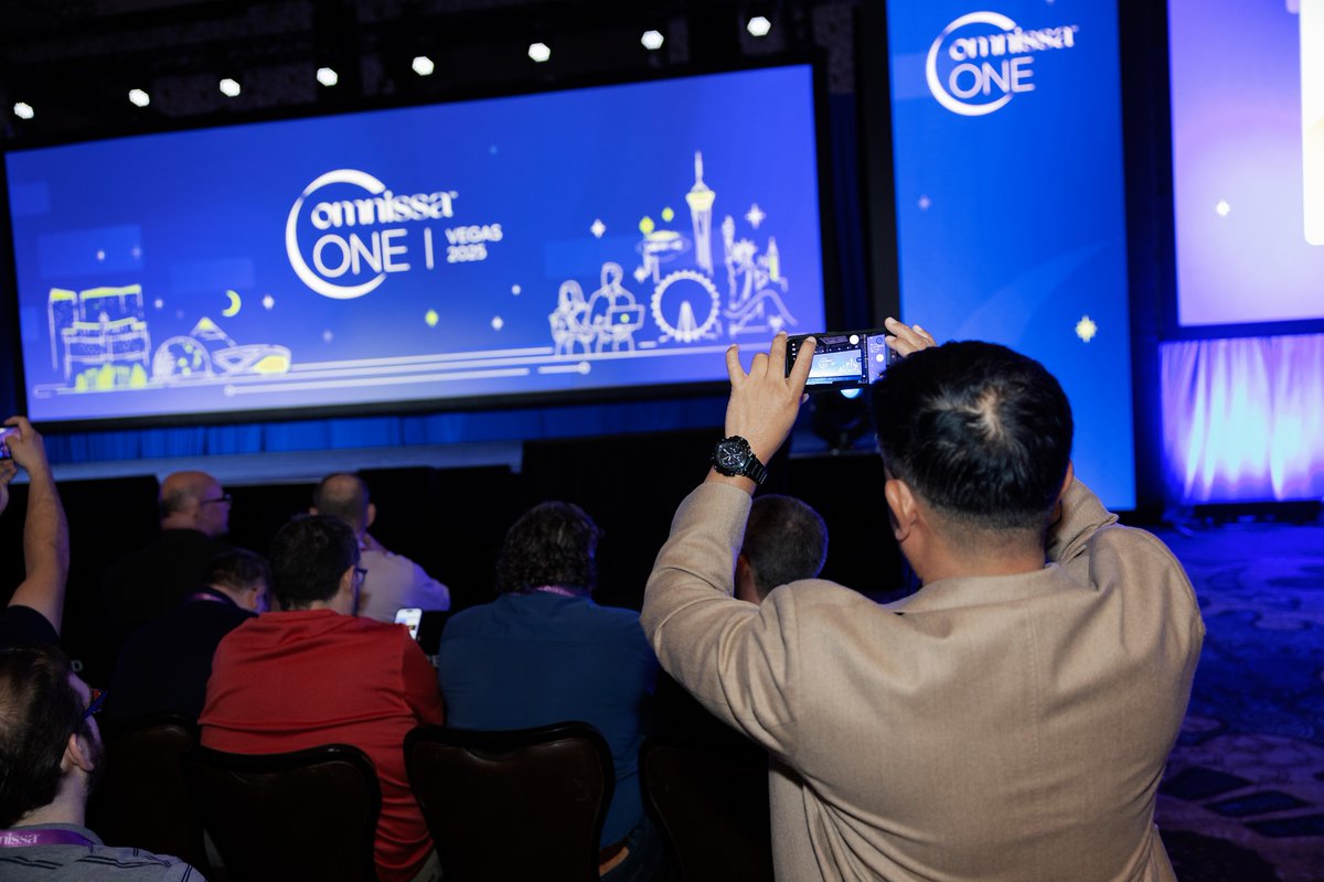 WeAreOmnissa's tweet image. #OmnissaONE Las Vegas ➡️ In the books. ✅

Thank you to our customers, partners, and community for making this event unforgettable.

Bold ideas sparked. 💫 
Connections made. 🤝
The future of digital work transformed. ⚡️

Next stop: Amsterdam! 🌍
bit.ly/4nxJxBd