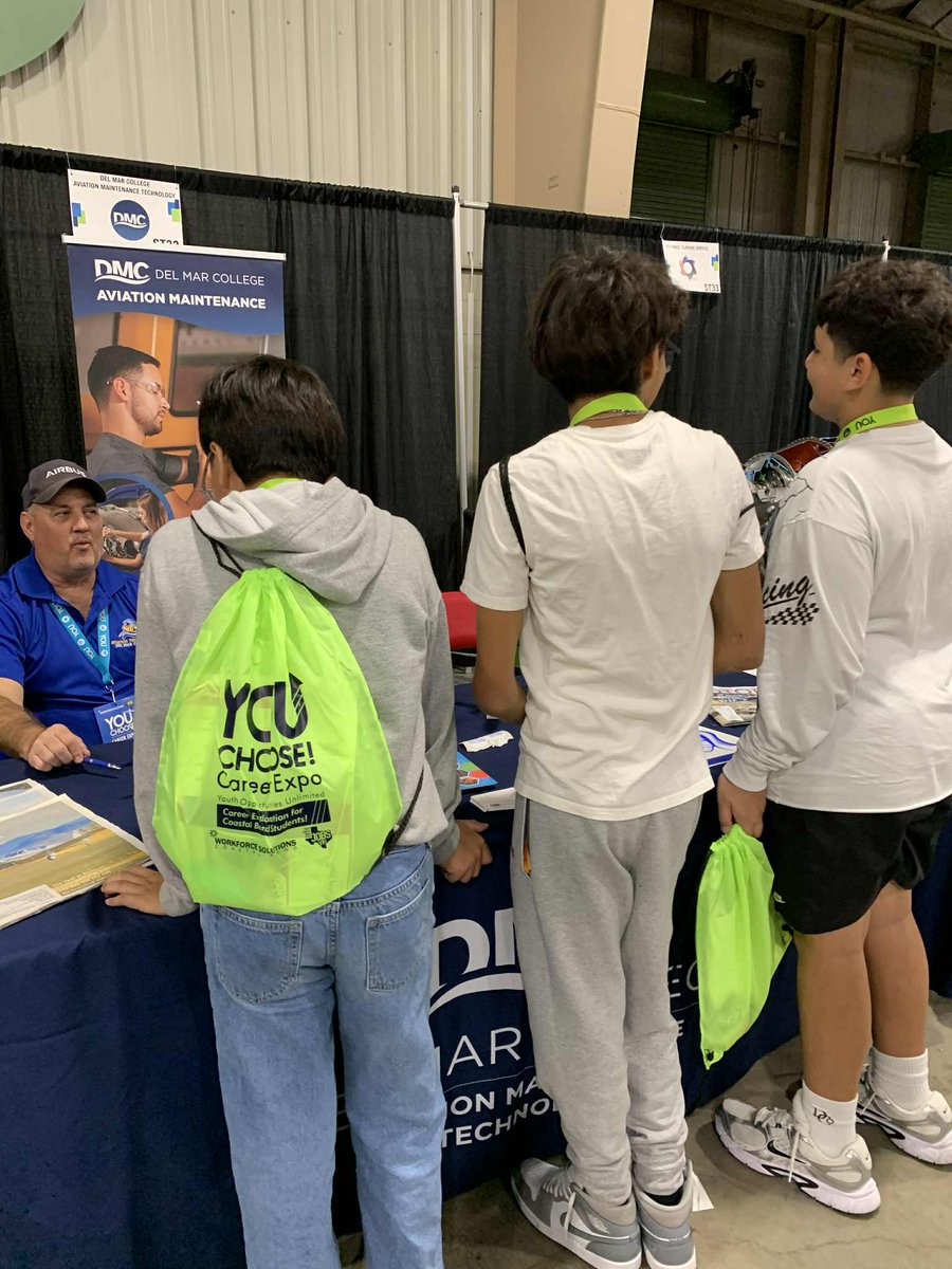 DanielNoyolaJr's tweet image. A few photos of 8th grade CTE and AVID Haas Middle School students at the YouChoose Career Expo. @CCISD @CCISDCTE