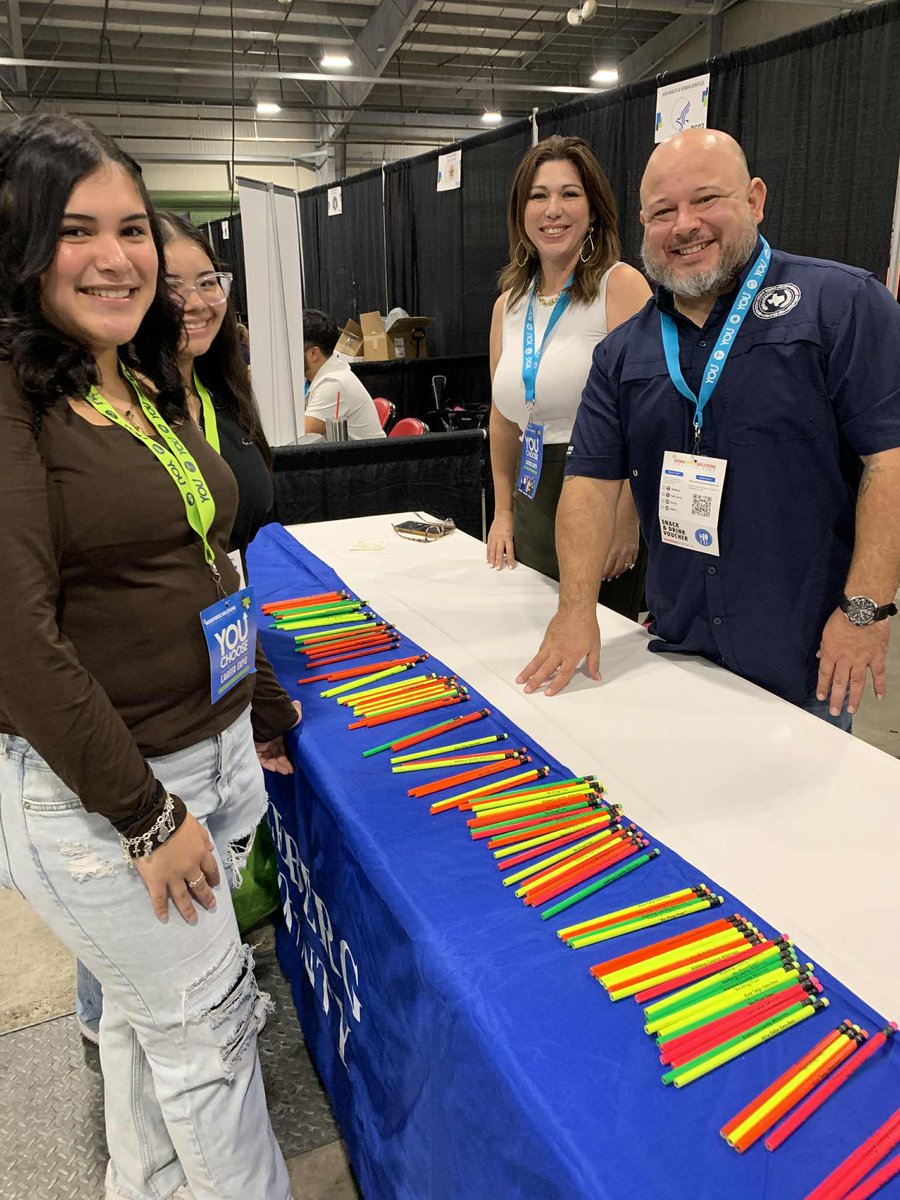 DanielNoyolaJr's tweet image. A few photos of 8th grade CTE and AVID Haas Middle School students at the YouChoose Career Expo. @CCISD @CCISDCTE